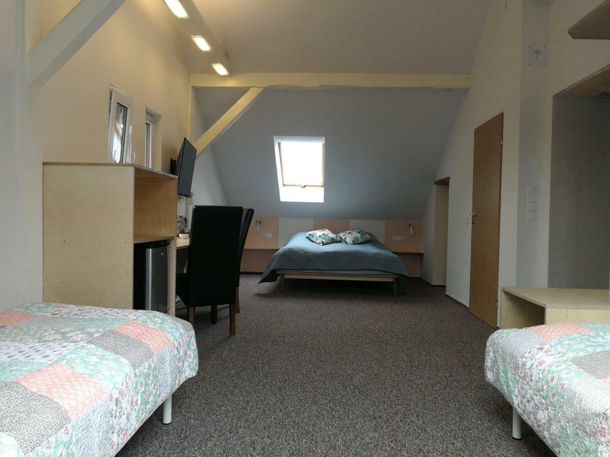 Kasztanowe Wrota Villa Kosewo  Buitenkant foto